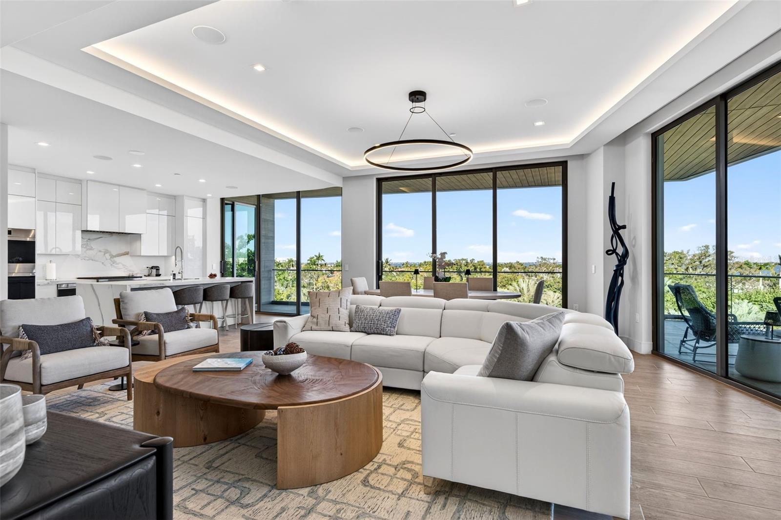 A4679040 Property Photo