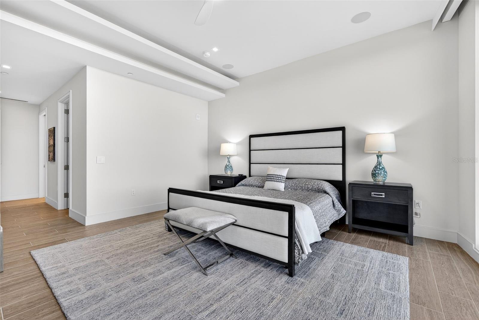 A4679040 Property Photo