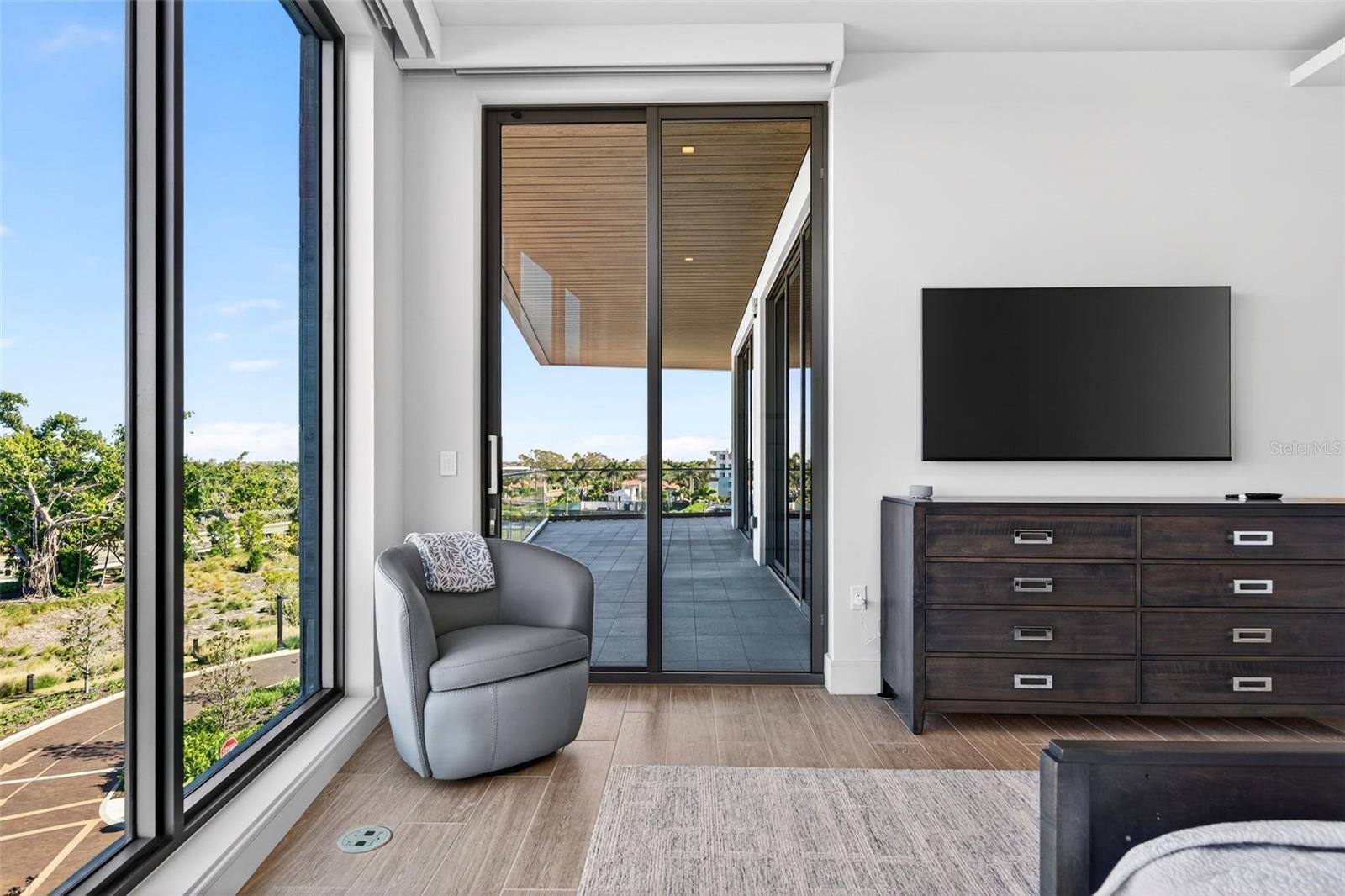 A4679040 Property Photo