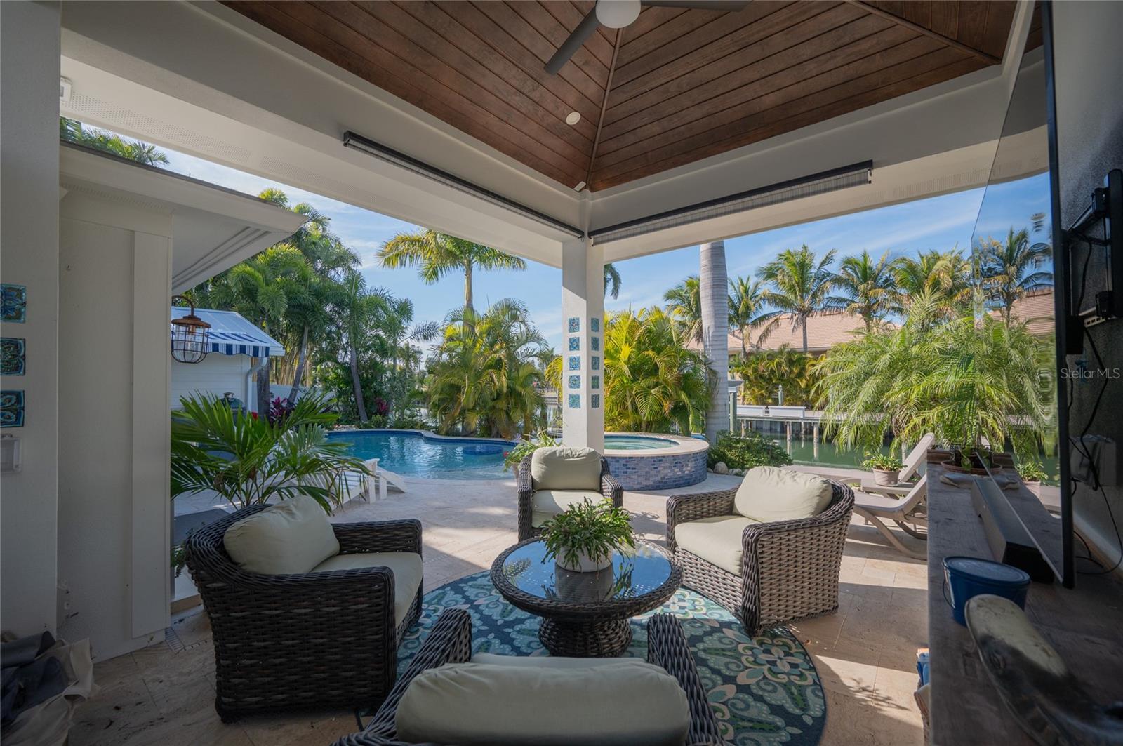 504 68TH ST, HOLMES BEACH, FL, 34217