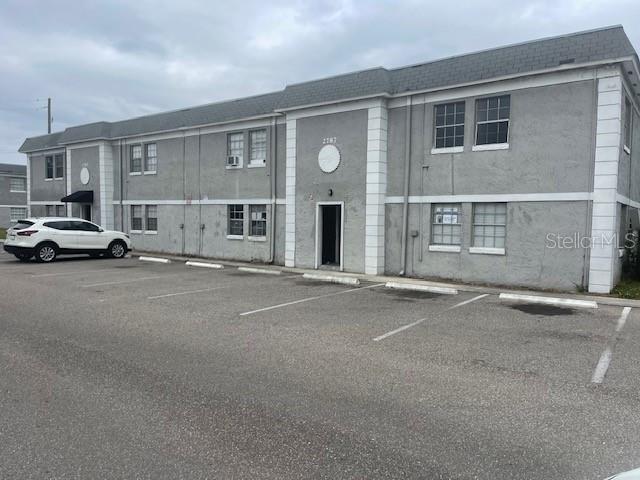 O6375232 Property Photo