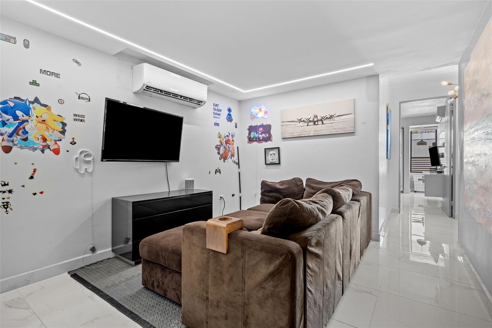 PR9118653 Property Photo