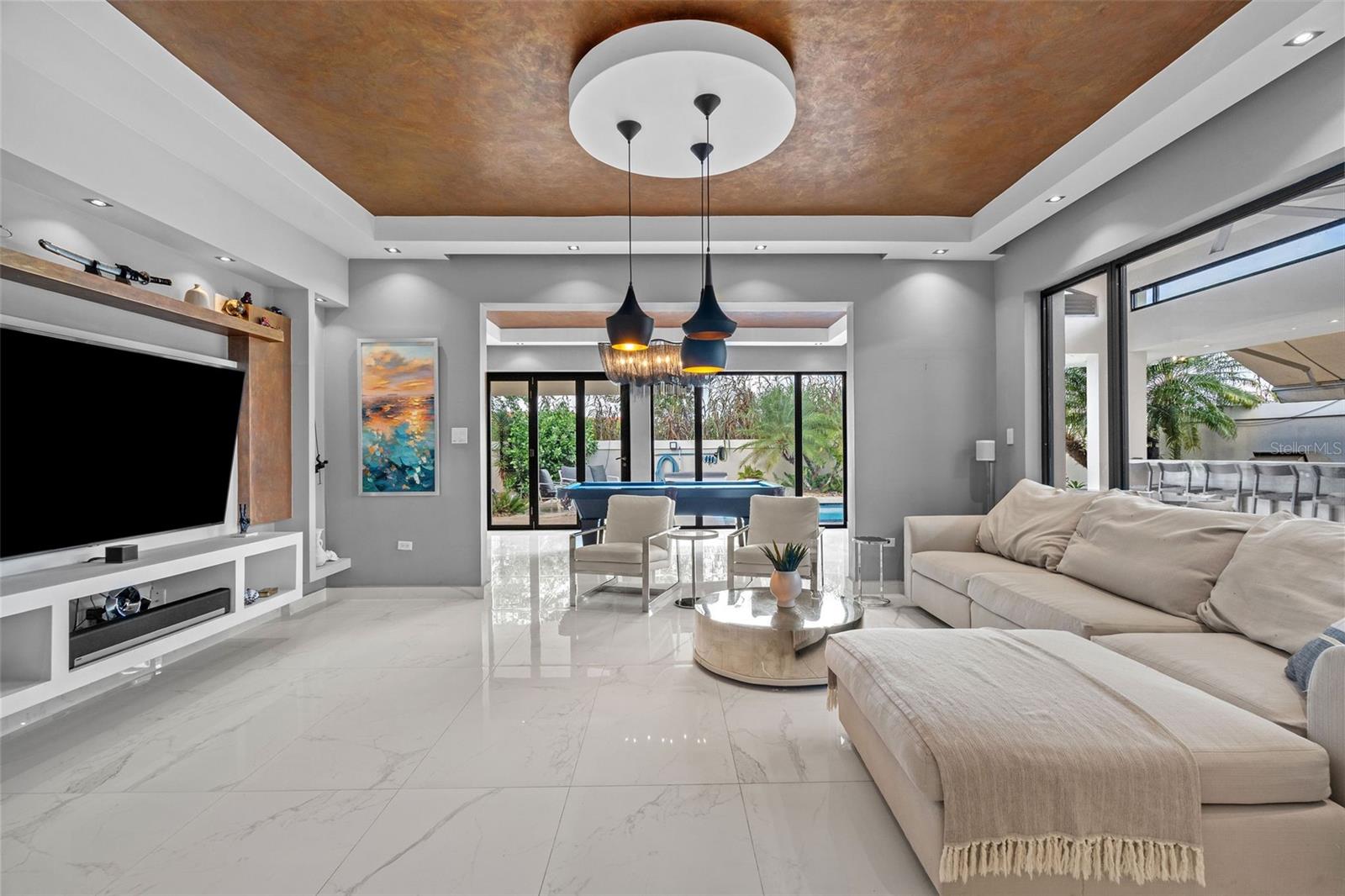 PR9118653 Property Photo