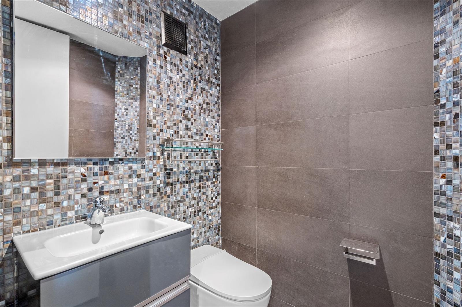 PR9118653 Property Photo