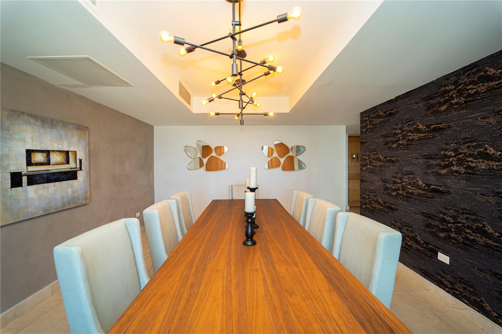 PR9118654 Property Photo