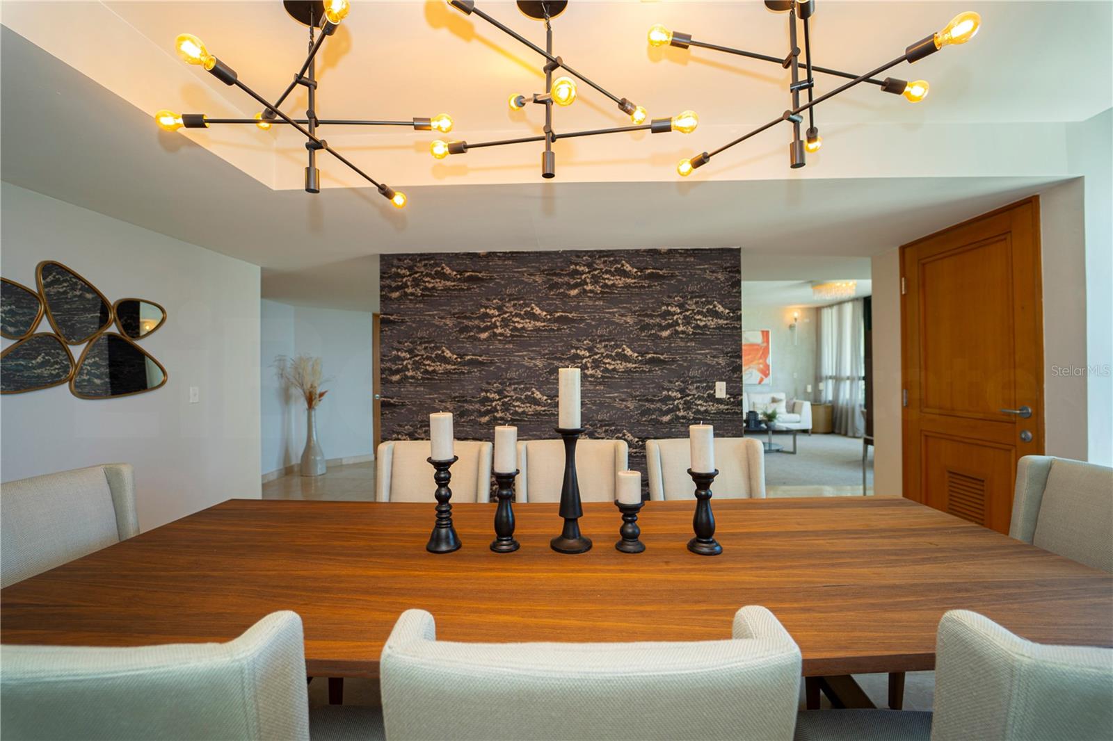 PR9118654 Property Photo