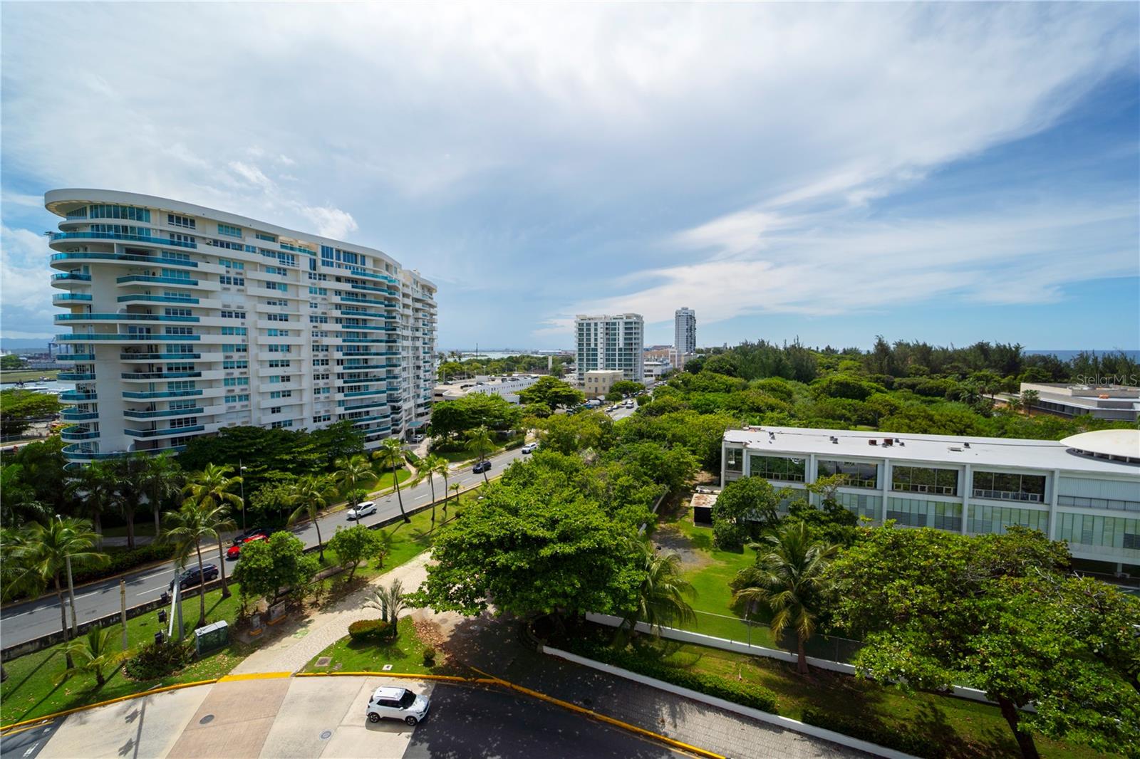 PR9118654 Property Photo