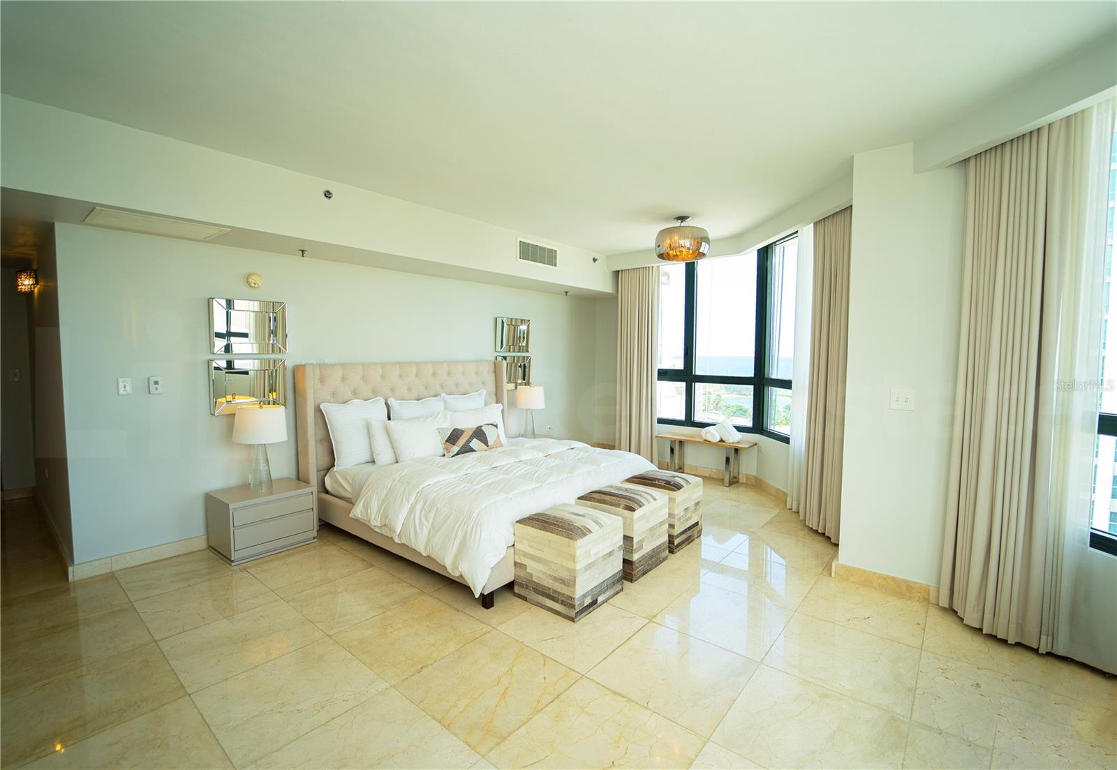 PR9118654 Property Photo