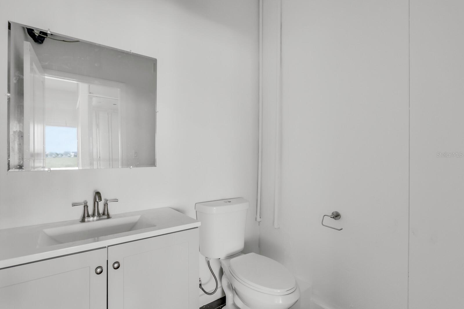 TB8466508 Property Photo