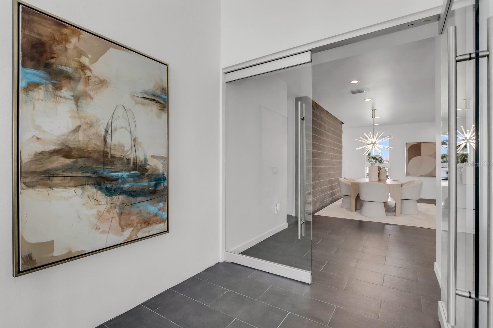 TB8466508 Property Photo