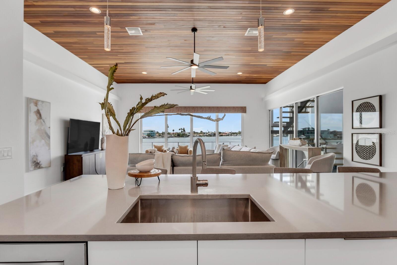 TB8466508 Property Photo