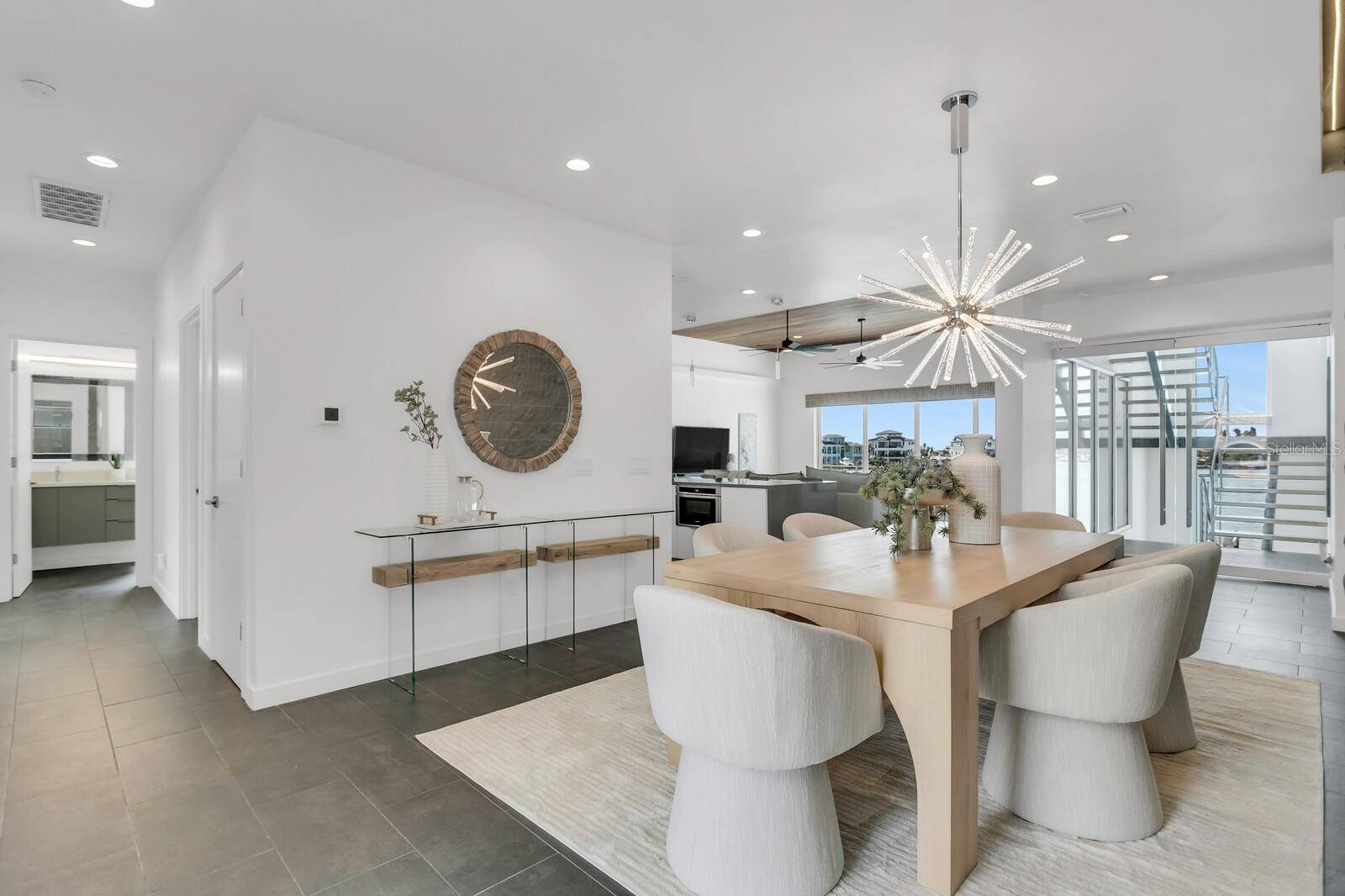 TB8466508 Property Photo