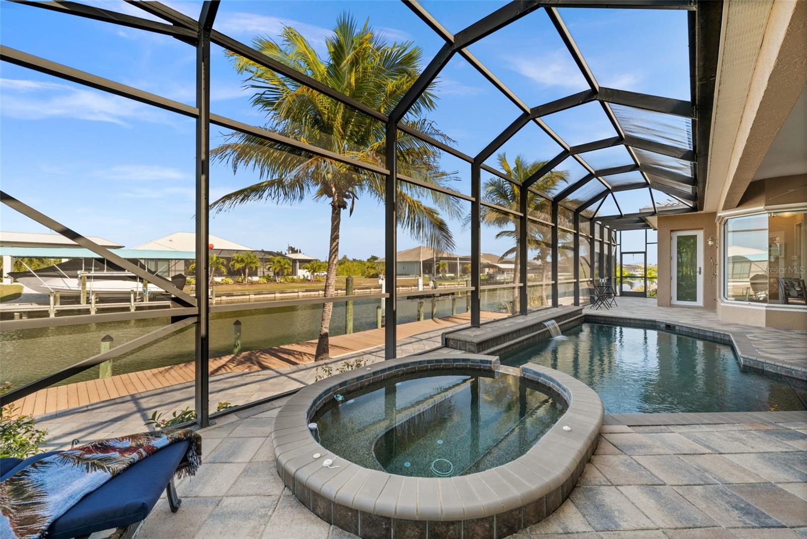 15052 AQUARIUS CIR, PORT CHARLOTTE, FL, 33981