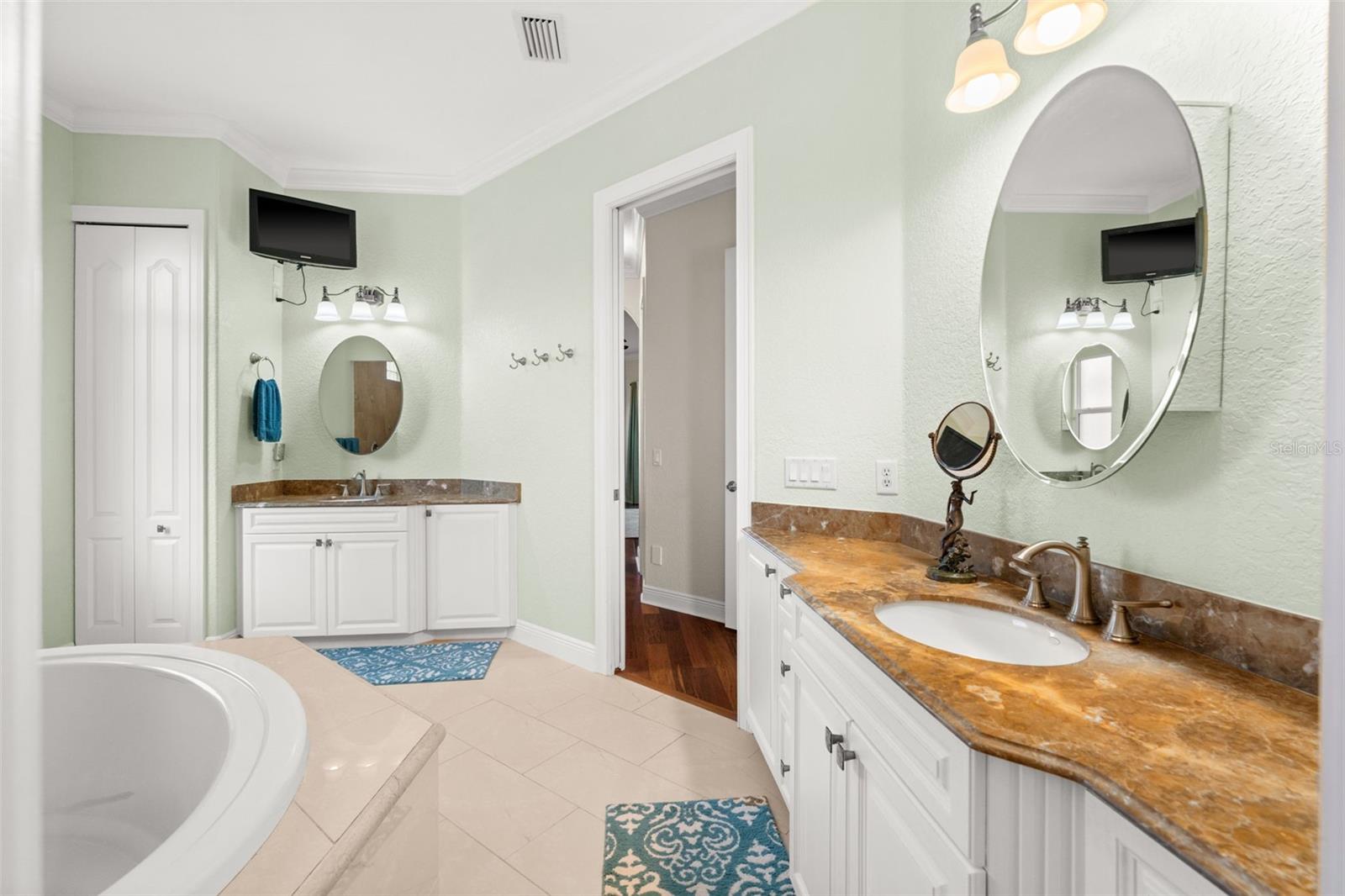 15052 AQUARIUS CIR, PORT CHARLOTTE, FL, 33981