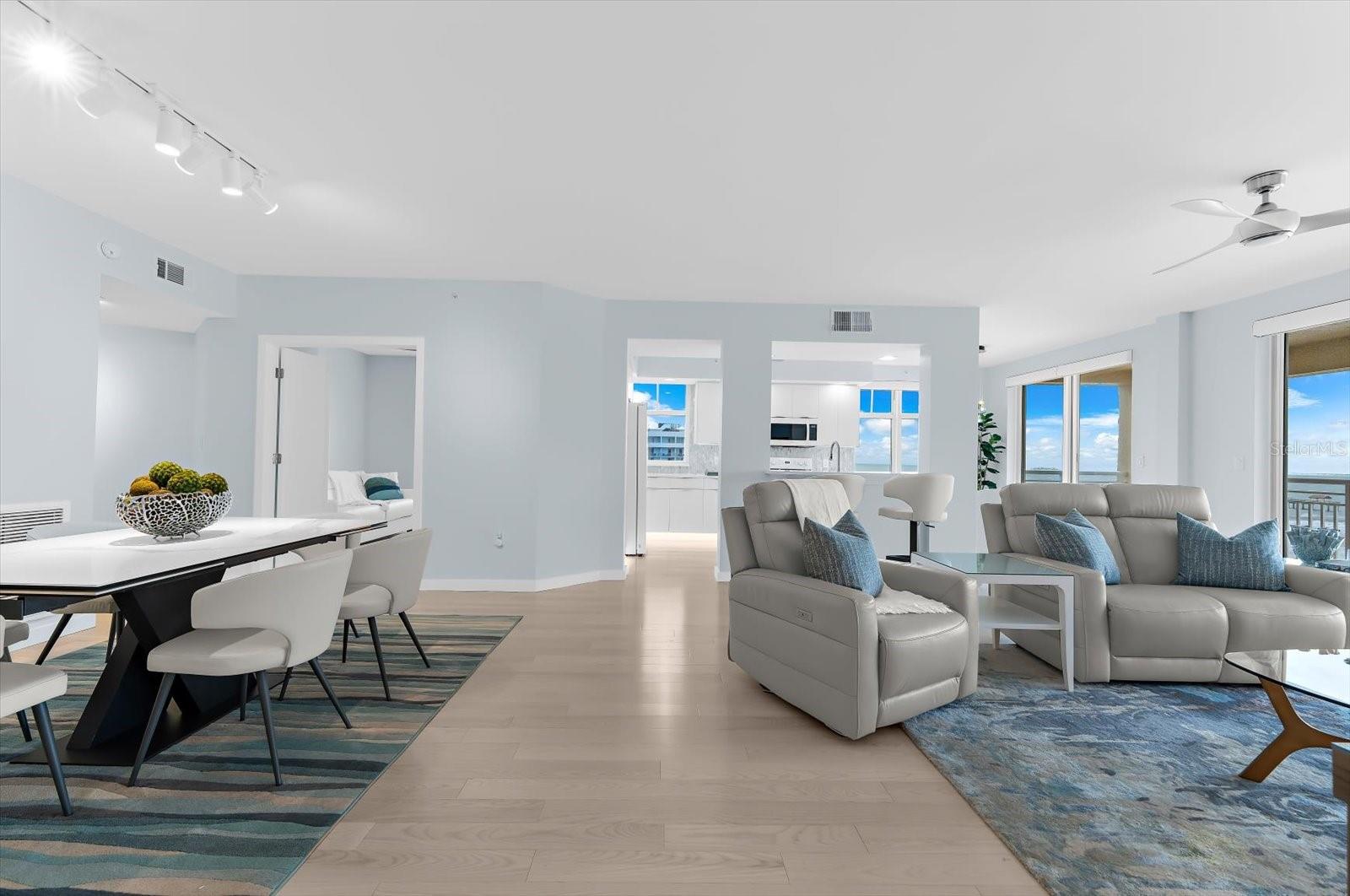 10 PAPAYA ST #701, CLEARWATER BEACH, FL, 33767