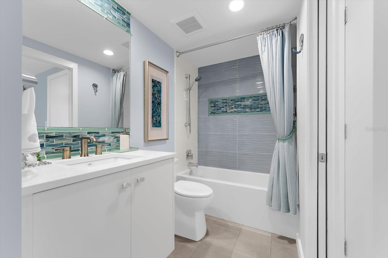 10 PAPAYA ST #701, CLEARWATER BEACH, FL, 33767