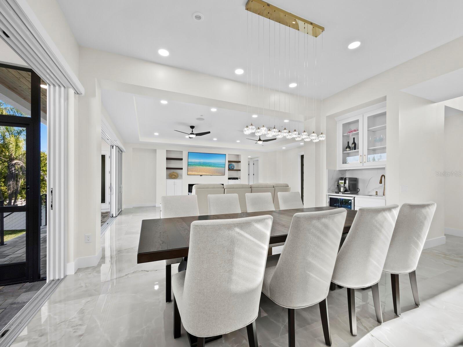 635 JUNGLE QUEEN WAY, LONGBOAT KEY, FL, 34228