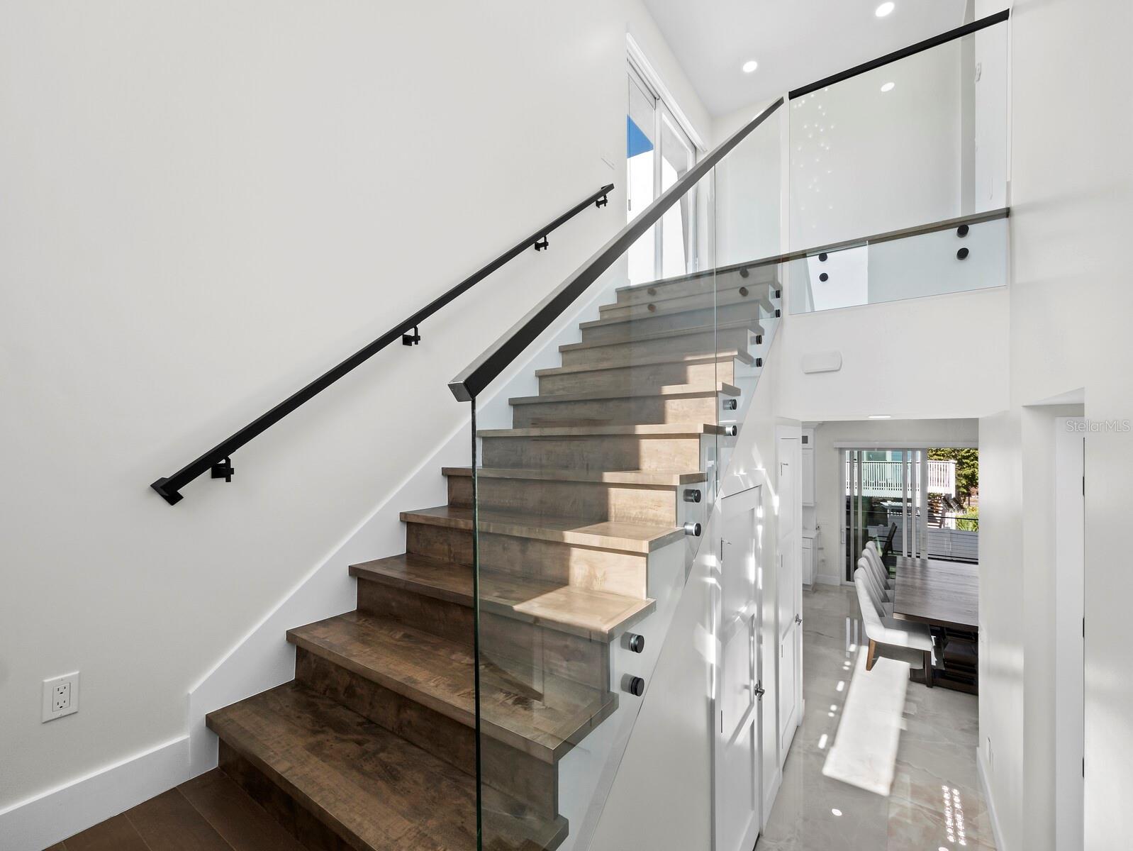 635 JUNGLE QUEEN WAY, LONGBOAT KEY, FL, 34228