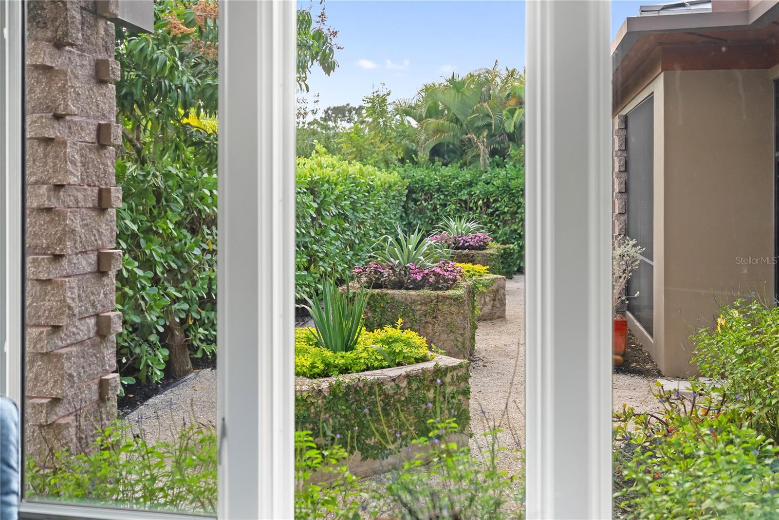 A4679067 Property Photo