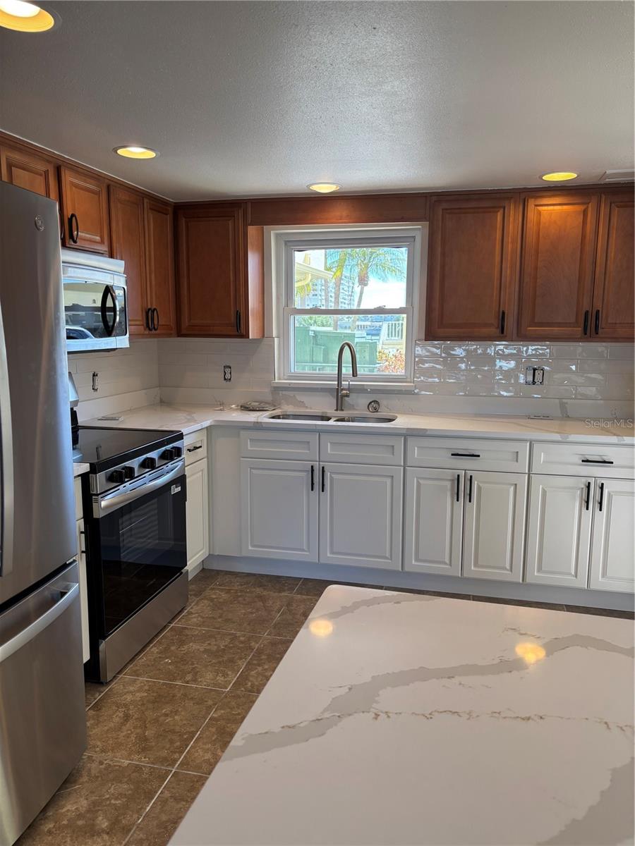 4725 COVE CIR #104, MADEIRA BEACH, FL, 33708