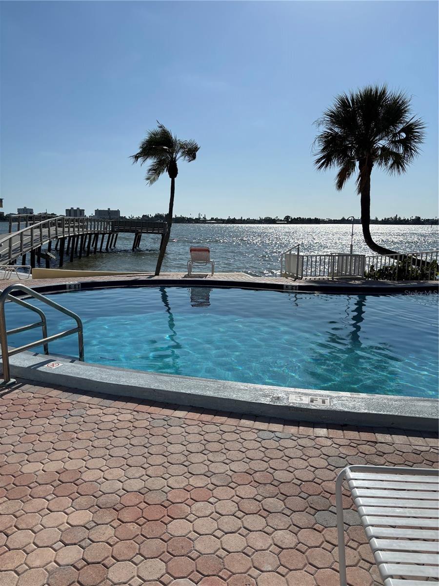 4725 COVE CIR #104, MADEIRA BEACH, FL, 33708