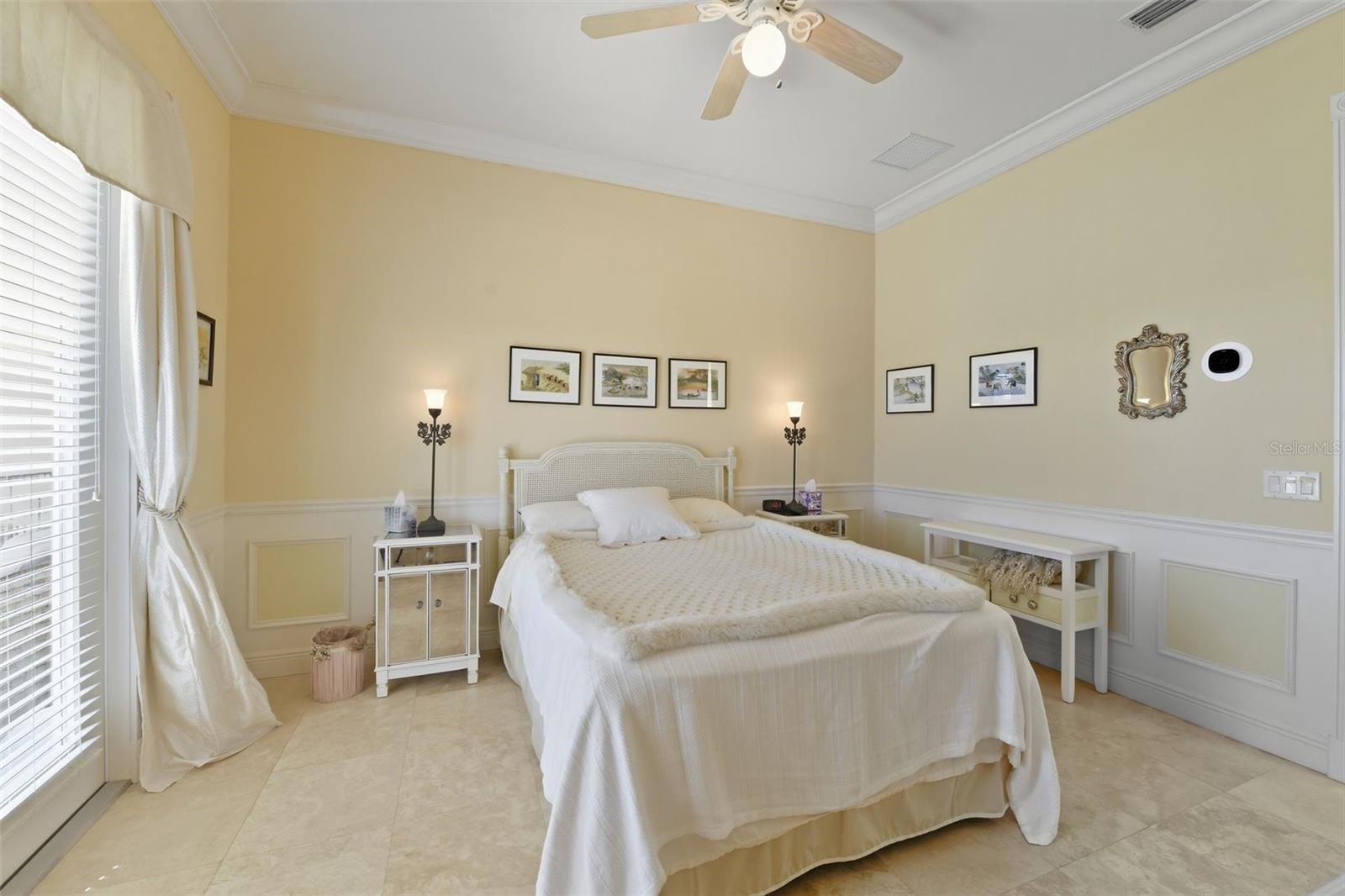 O6375298 Property Photo