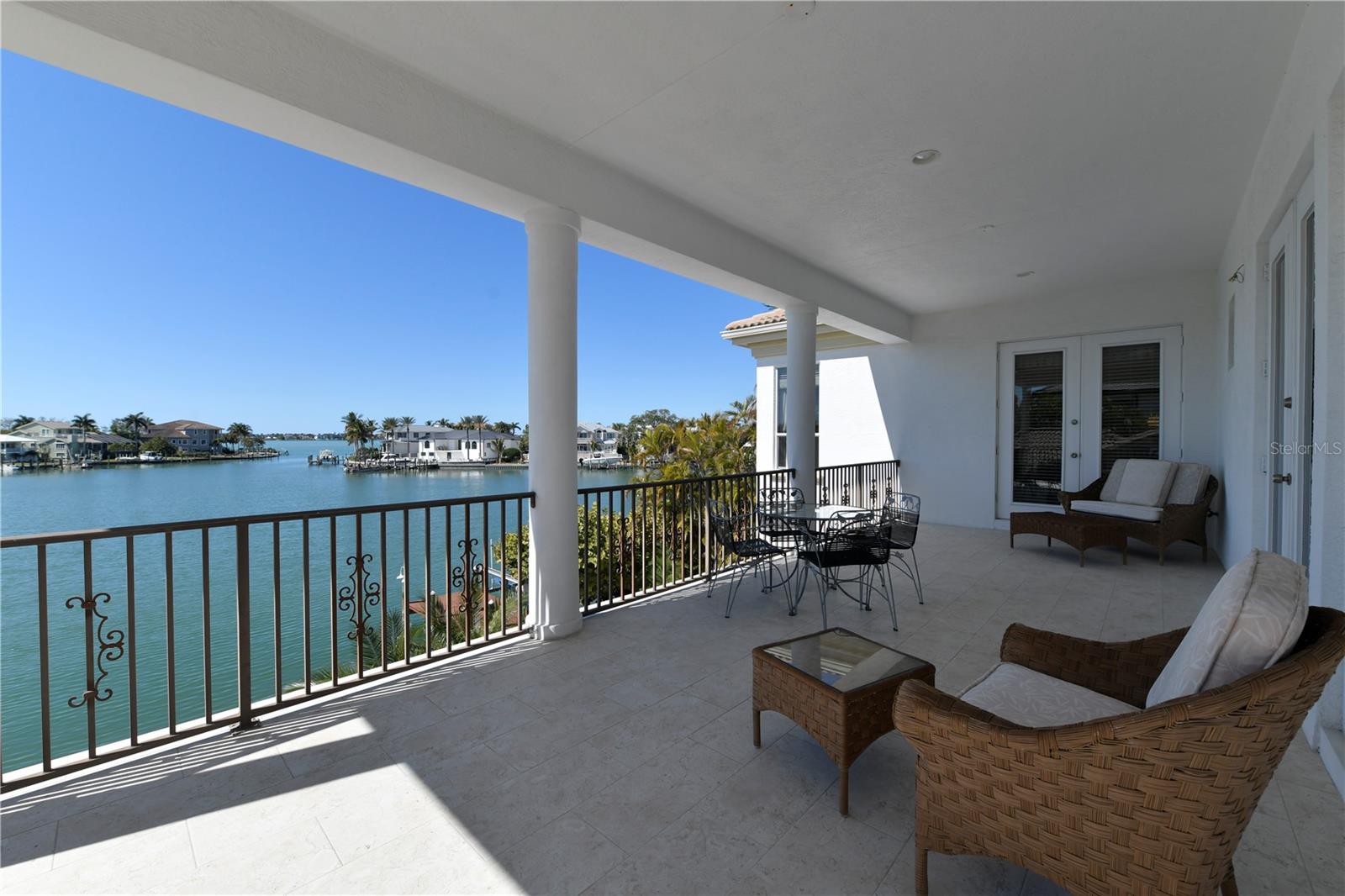 O6375298 Property Photo