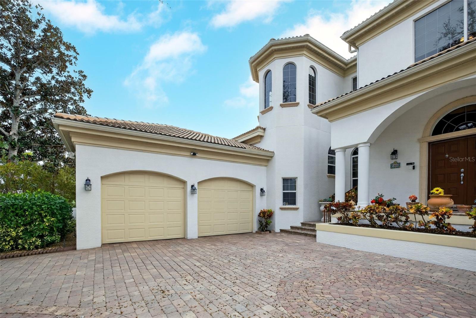 O6375298 Property Photo