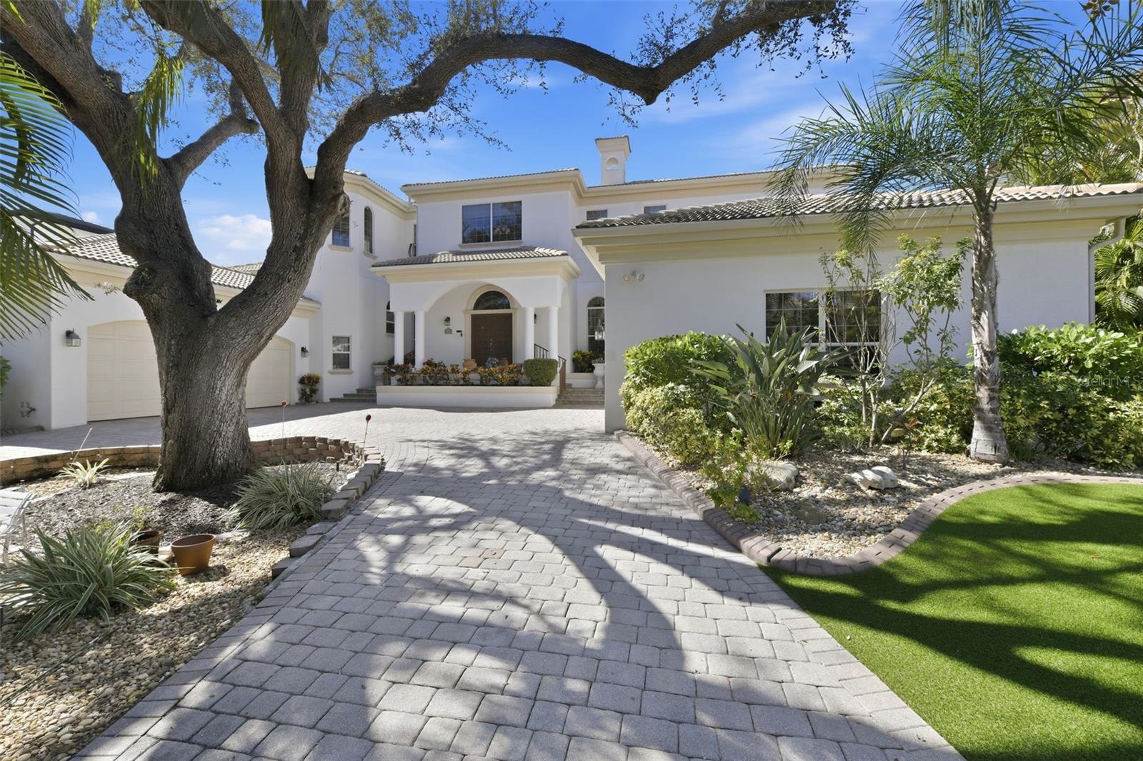 O6375298 Property Photo