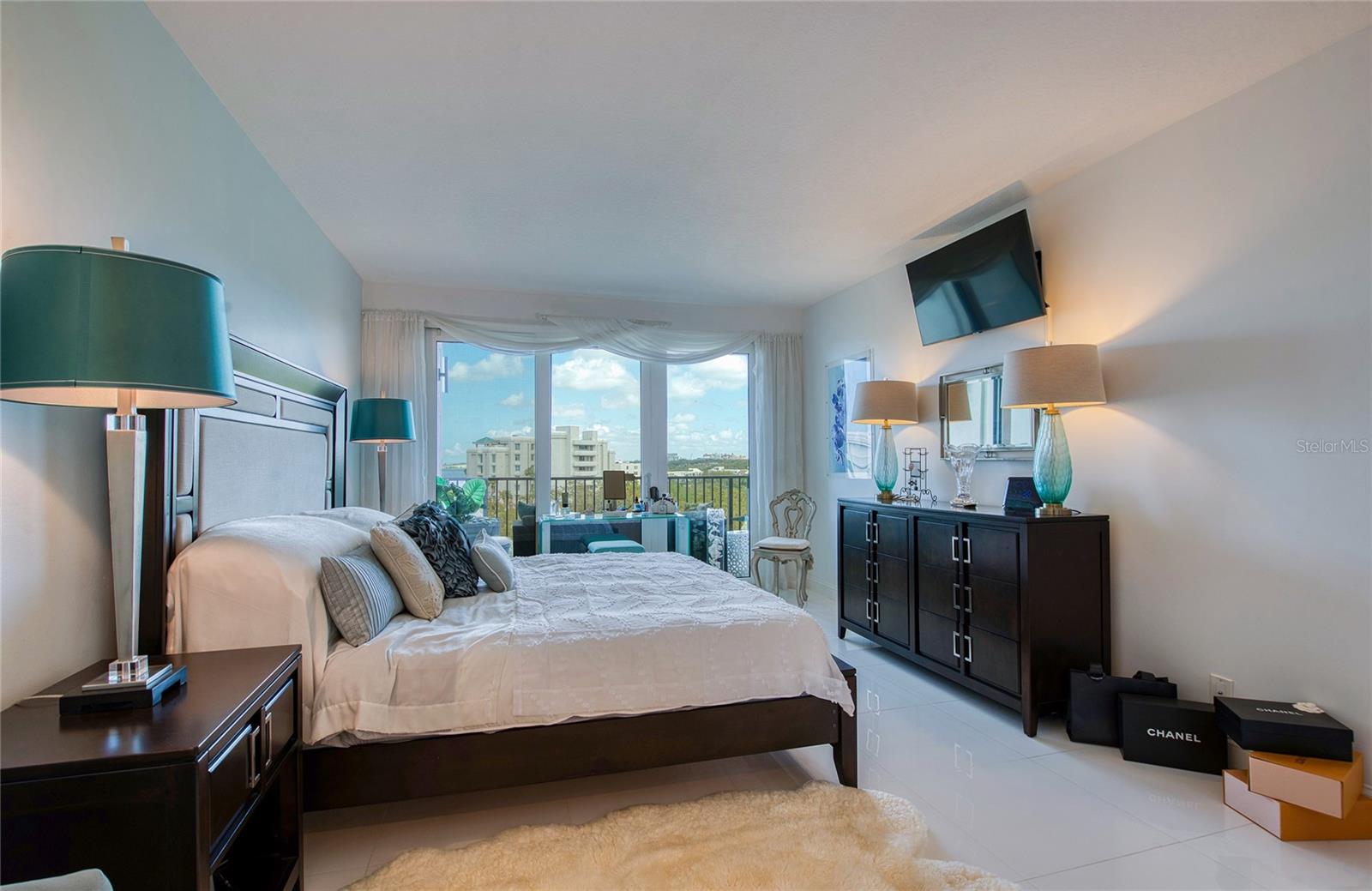 8 BELLEVIEW BLVD #702, BELLEAIR, FL, 33756
