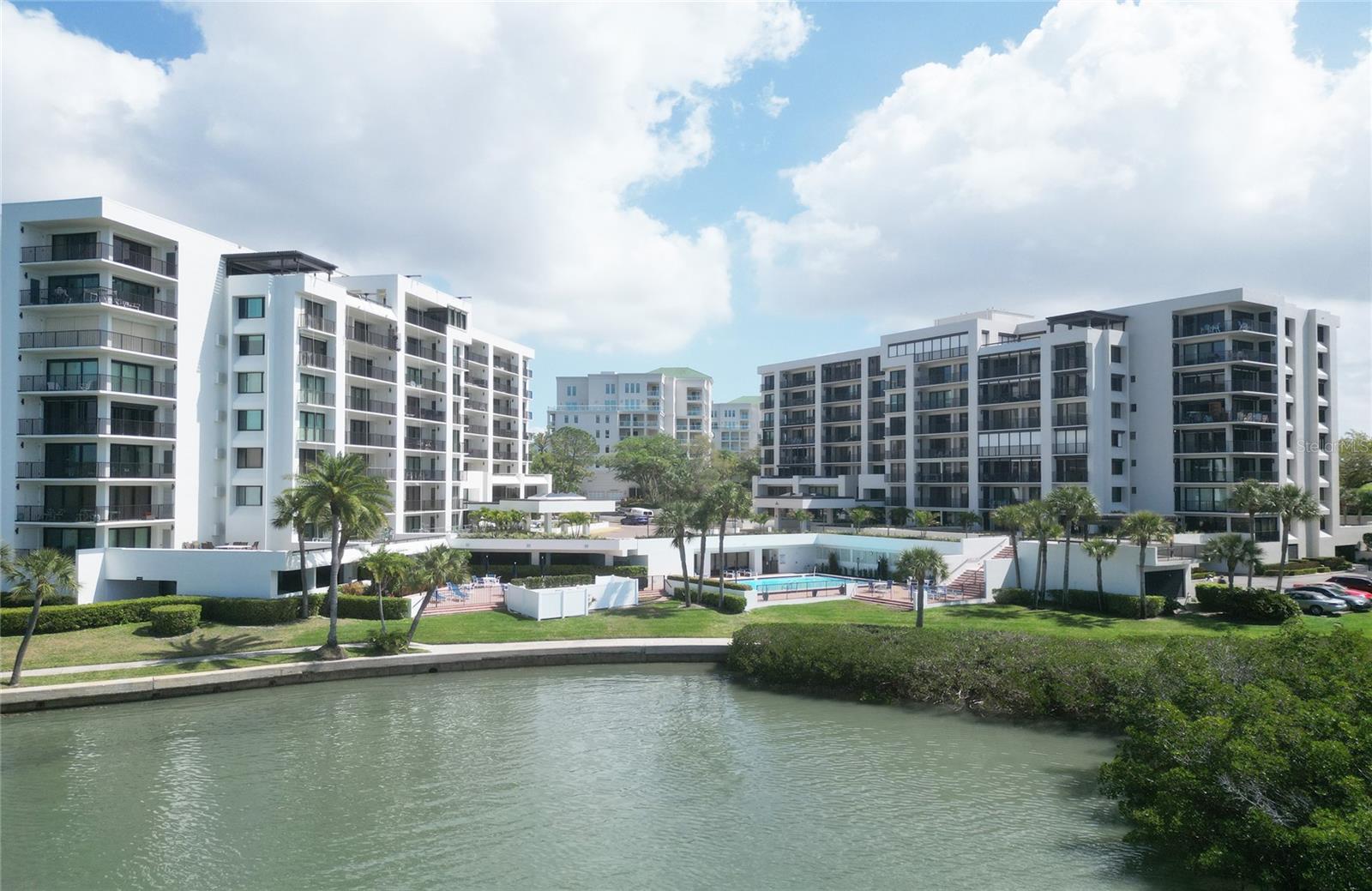 8 BELLEVIEW BLVD #702, BELLEAIR, FL, 33756