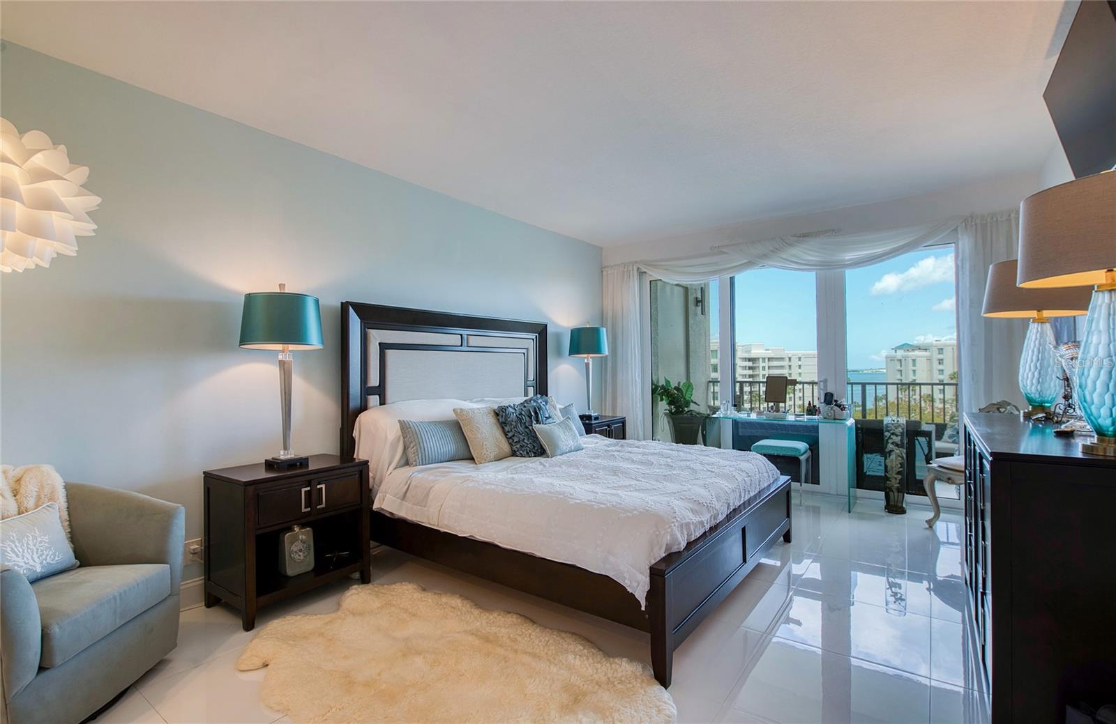8 BELLEVIEW BLVD #702, BELLEAIR, FL, 33756