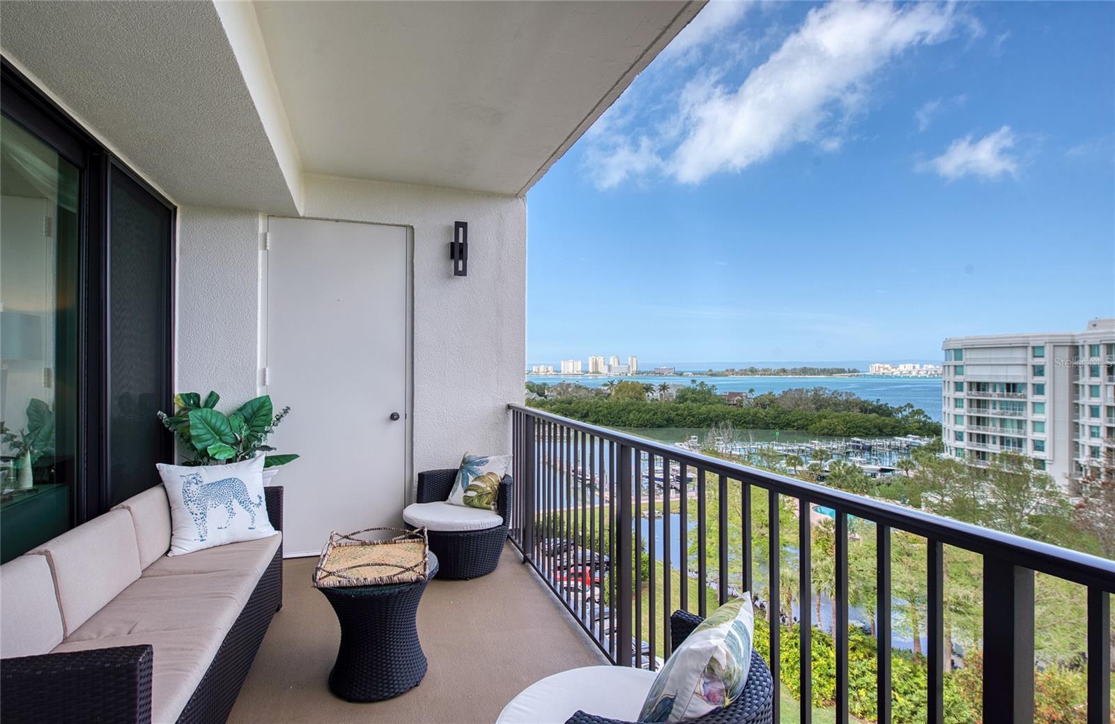 8 BELLEVIEW BLVD #702, BELLEAIR, FL, 33756