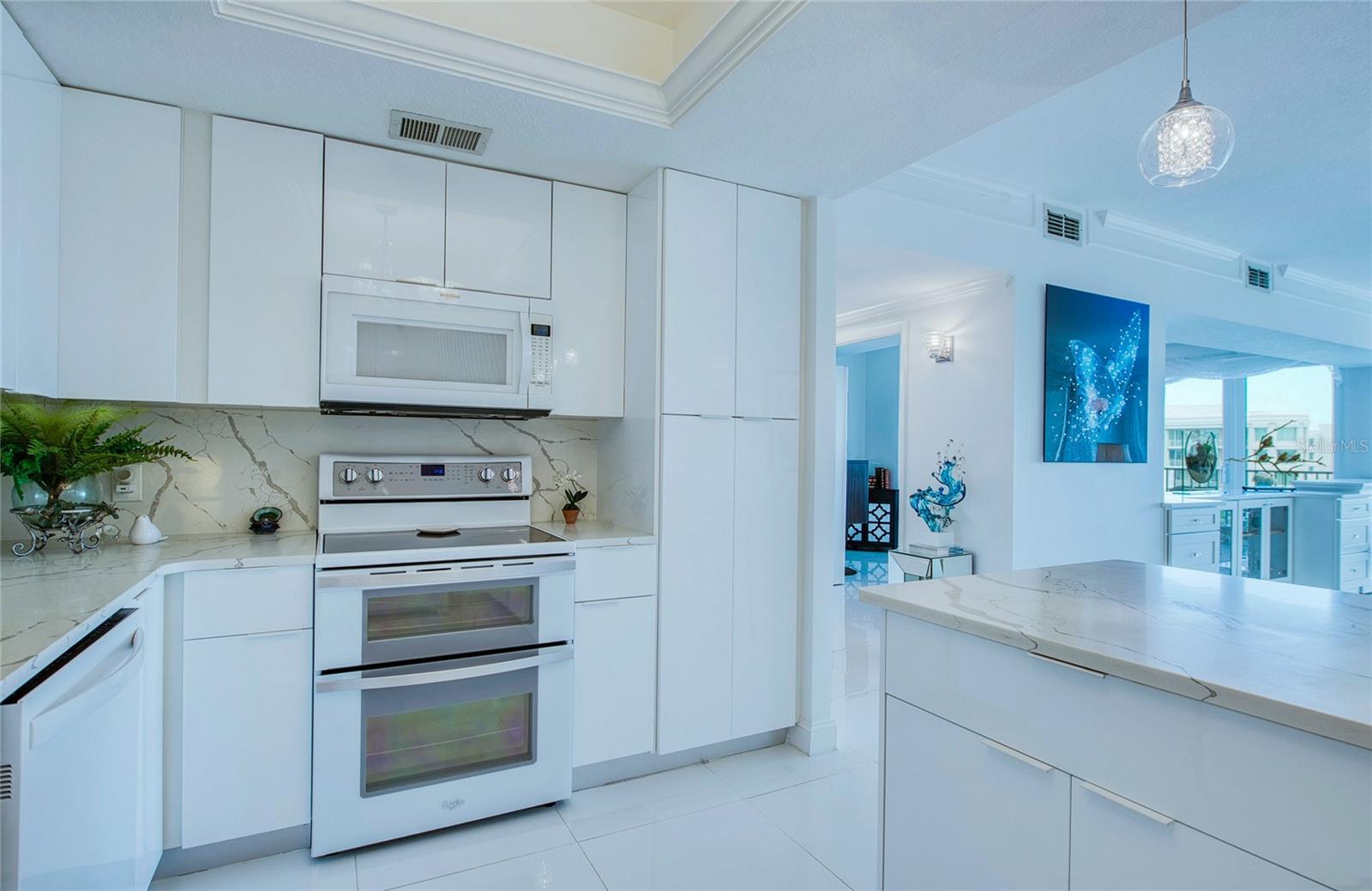 8 BELLEVIEW BLVD #702, BELLEAIR, FL, 33756