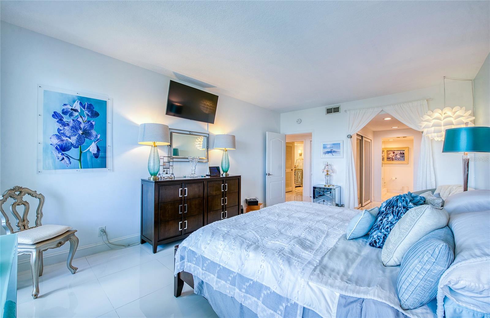 8 BELLEVIEW BLVD #702, BELLEAIR, FL, 33756