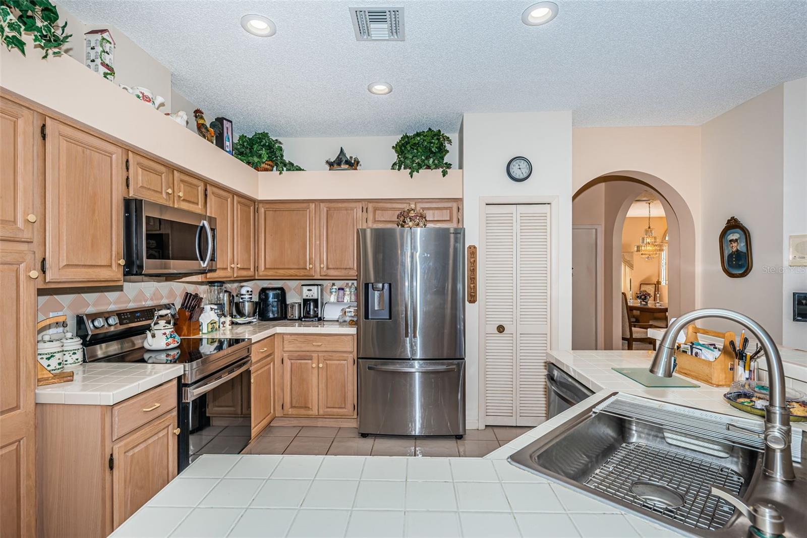 2700 JARVIS CIR, PALM HARBOR, FL, 34683