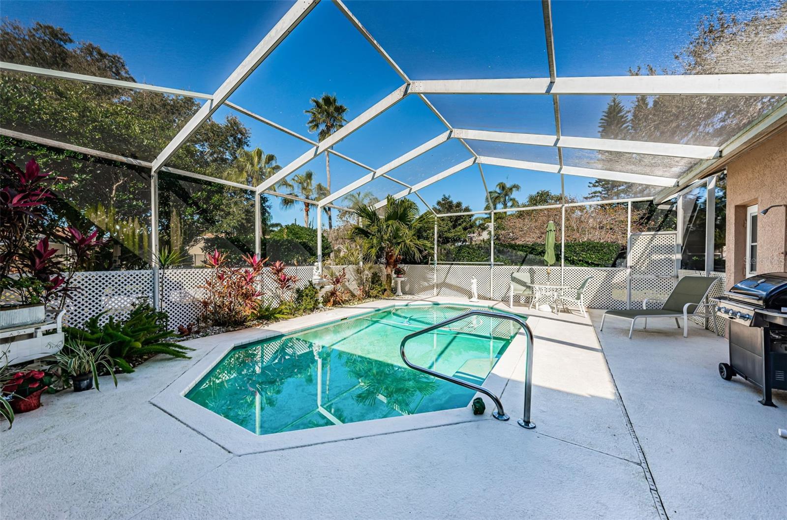 2700 JARVIS CIR, PALM HARBOR, FL, 34683