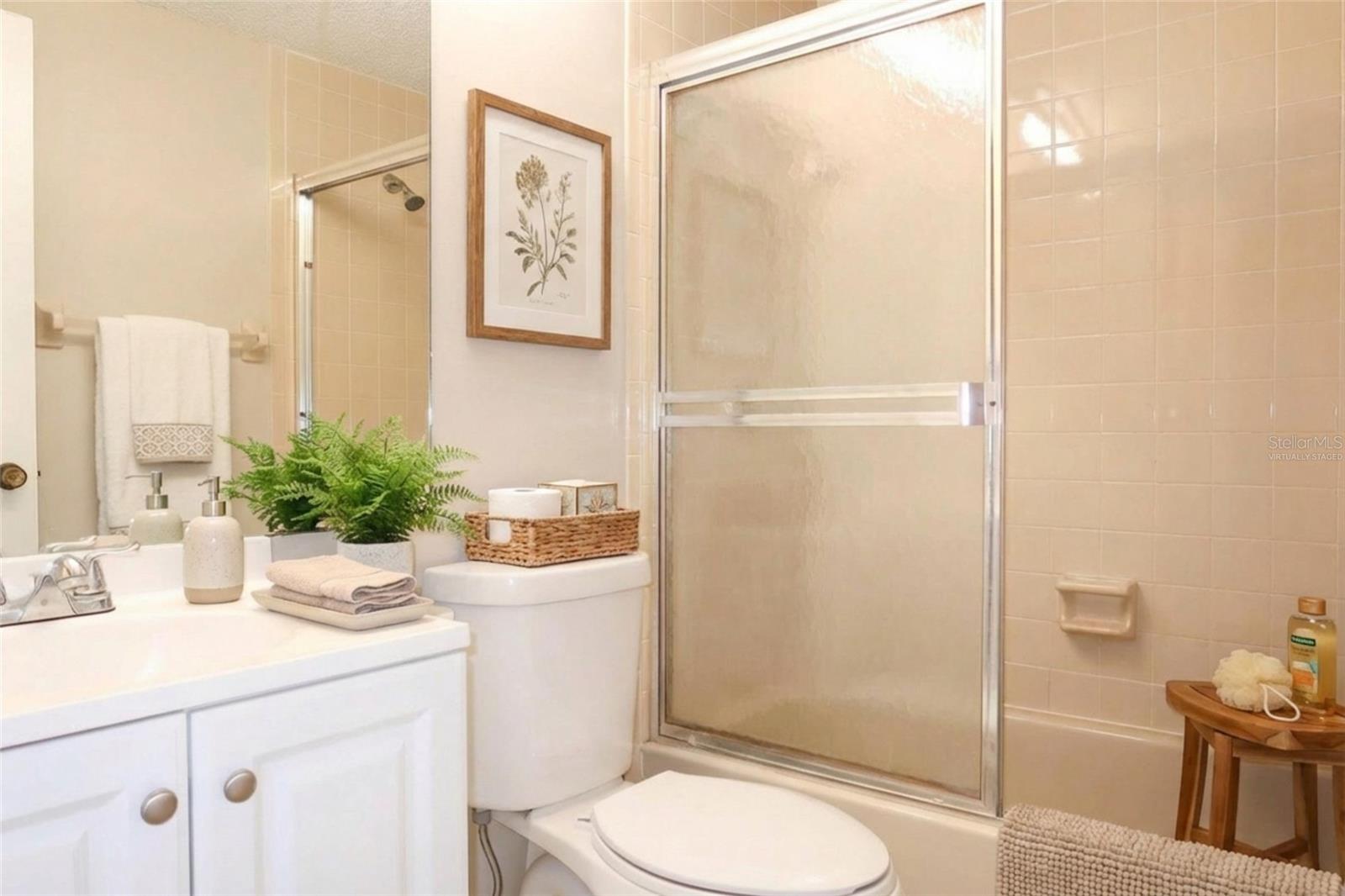 TB8466605 Property Photo