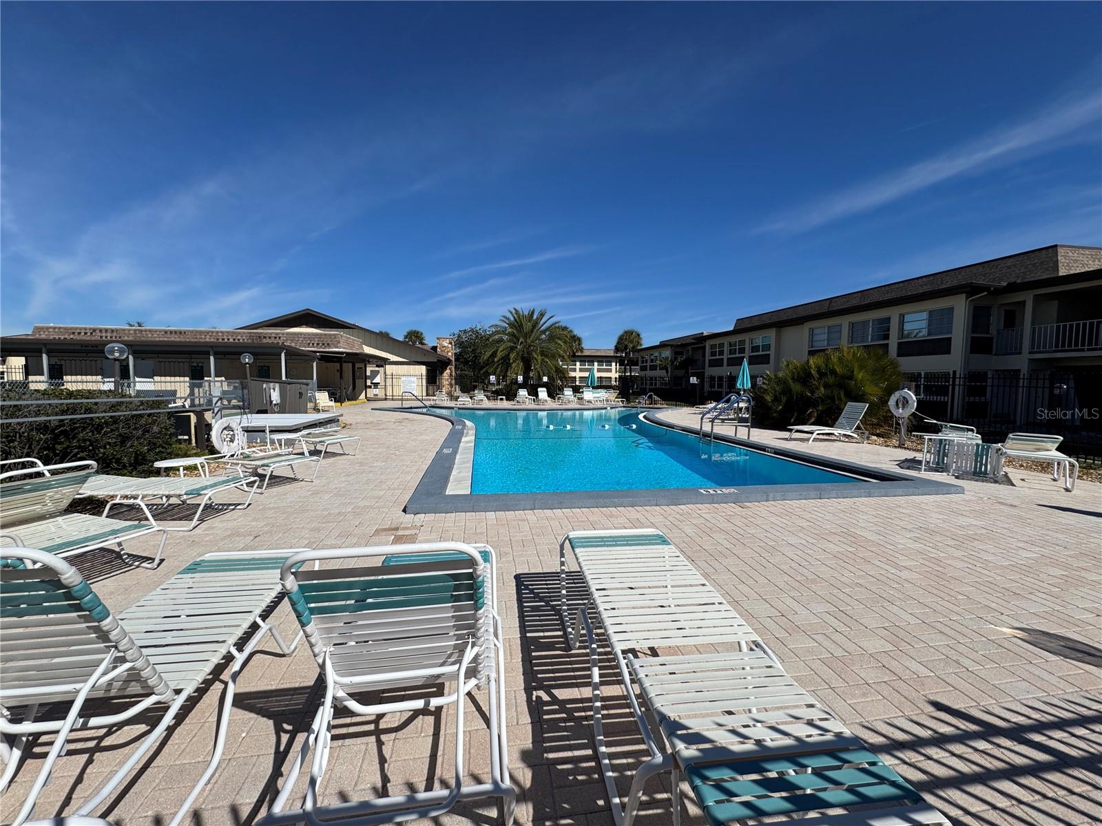 W7882239 Property Photo