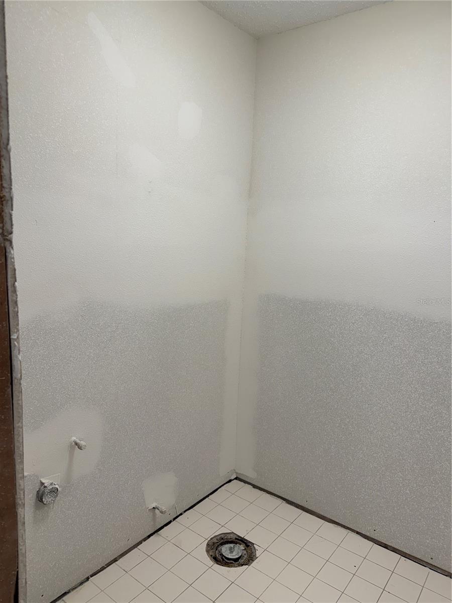 W7882239 Property Photo