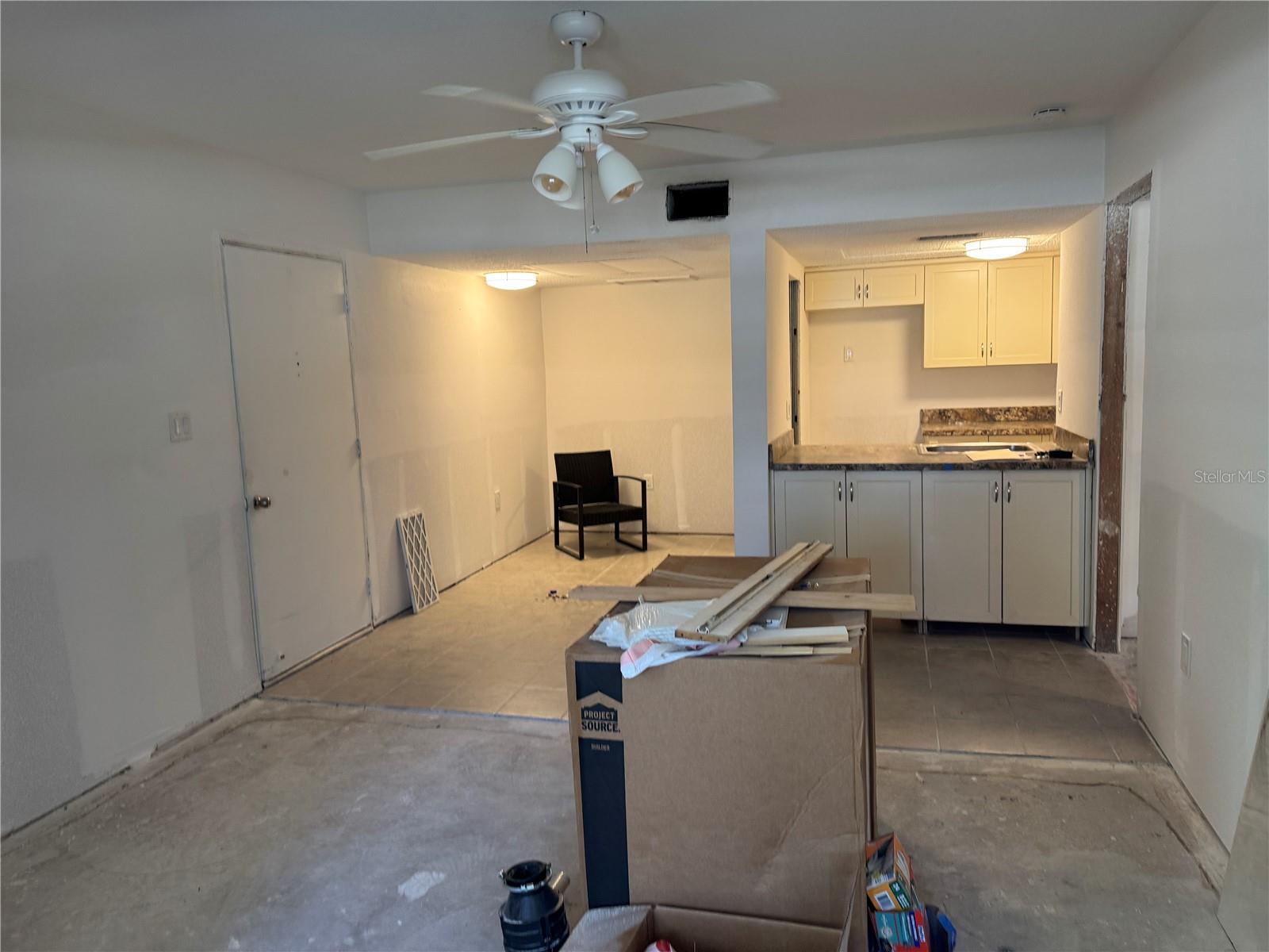 W7882239 Property Photo