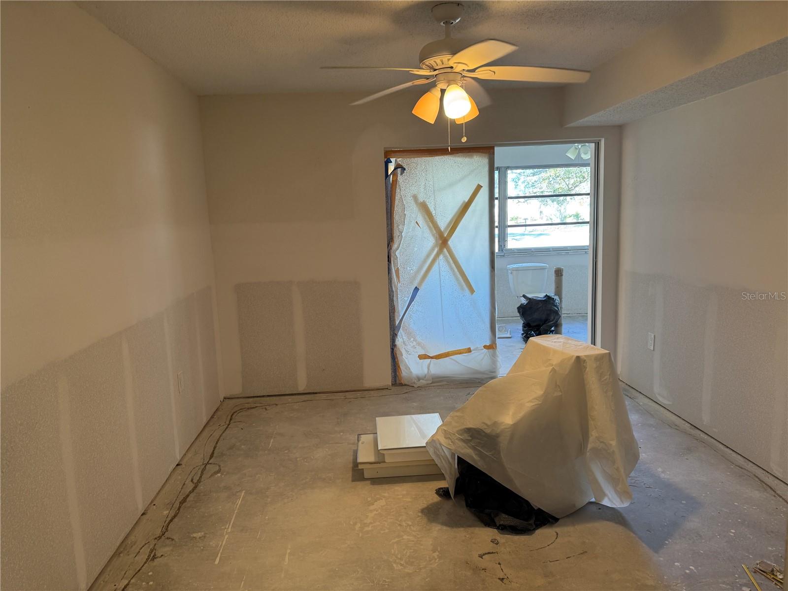 W7882239 Property Photo