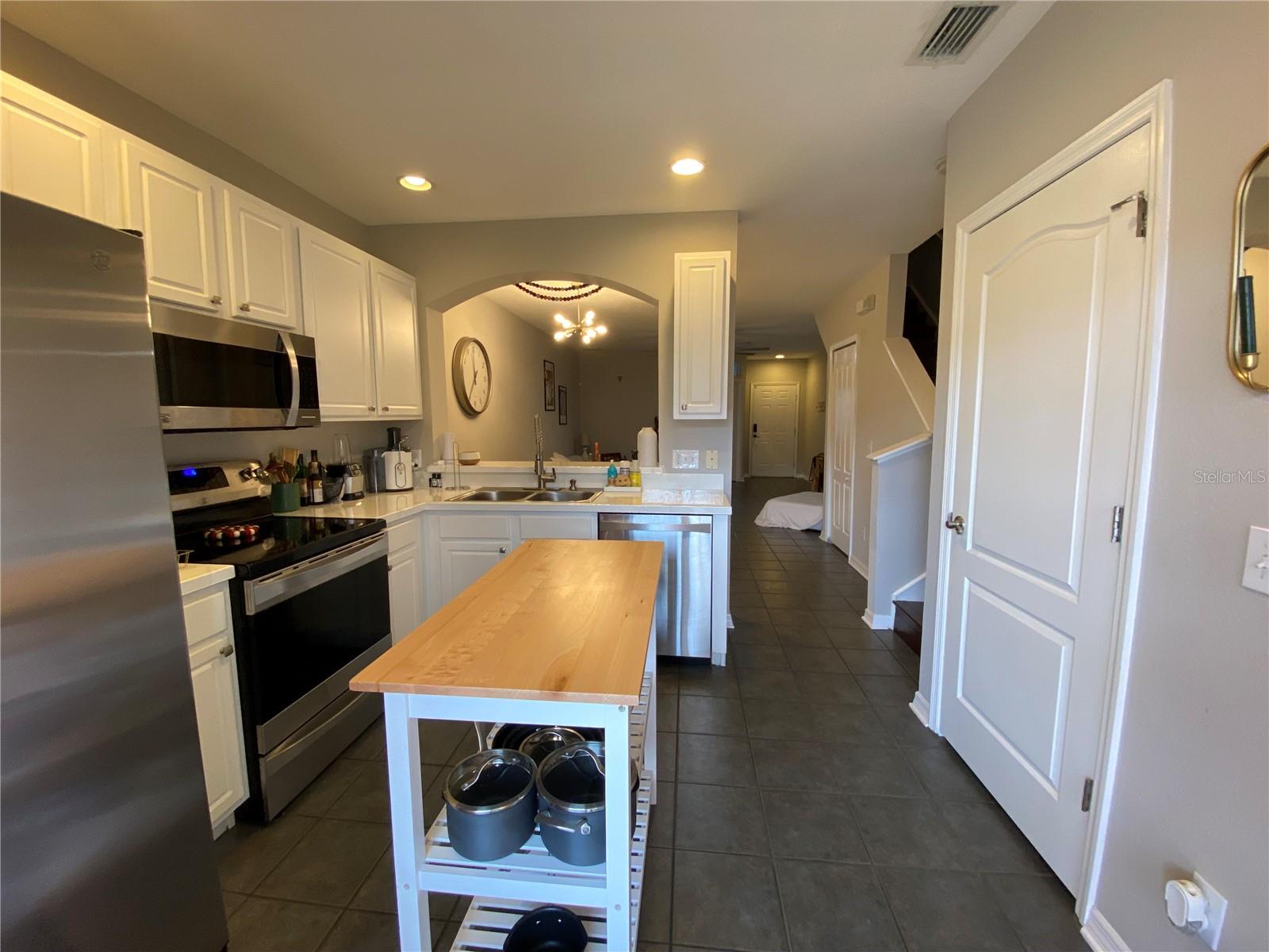 16326 SWAN VIEW CIR, ODESSA, FL, 33556