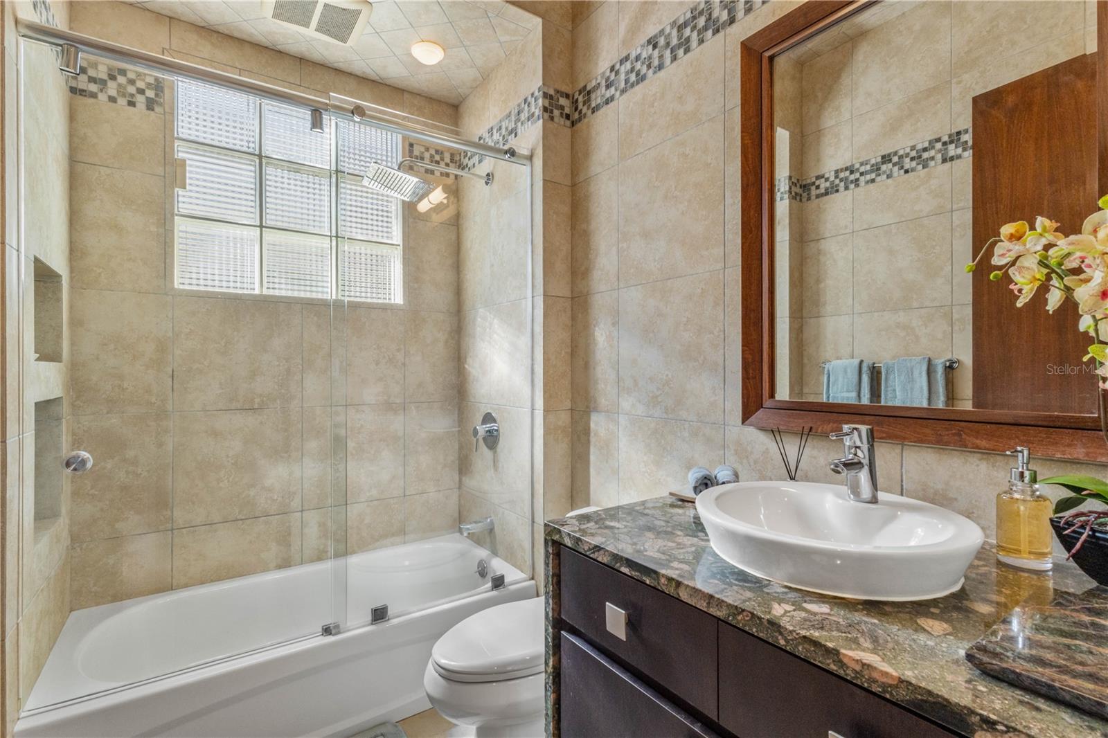 PR9118671 Property Photo