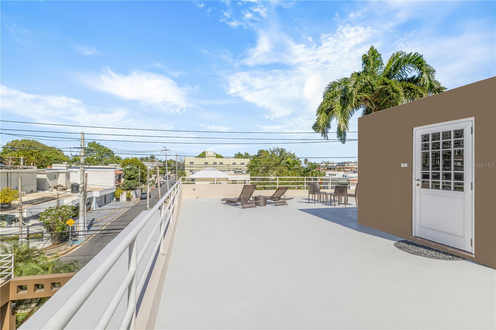 PR9118671 Property Photo