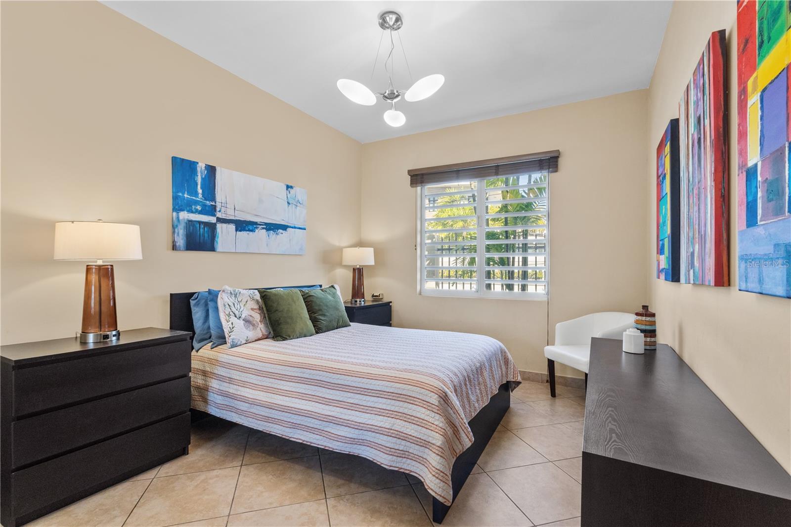 PR9118671 Property Photo