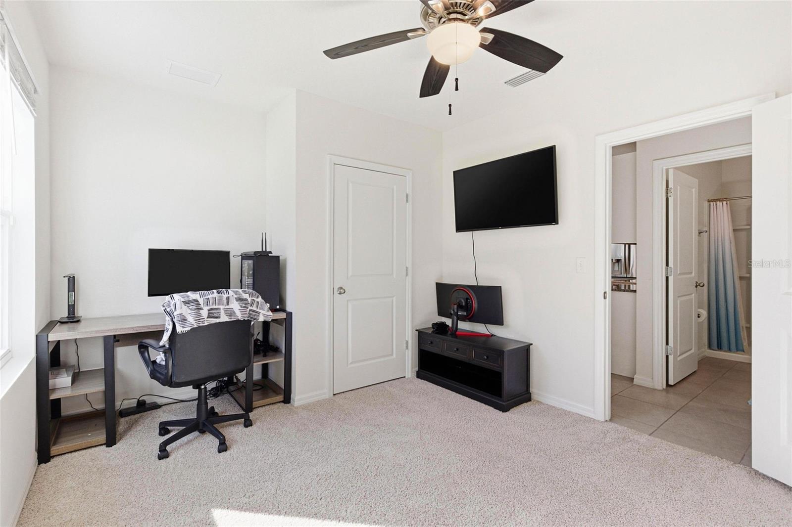 12403 PAGODA PL, TAMPA, FL, 33637