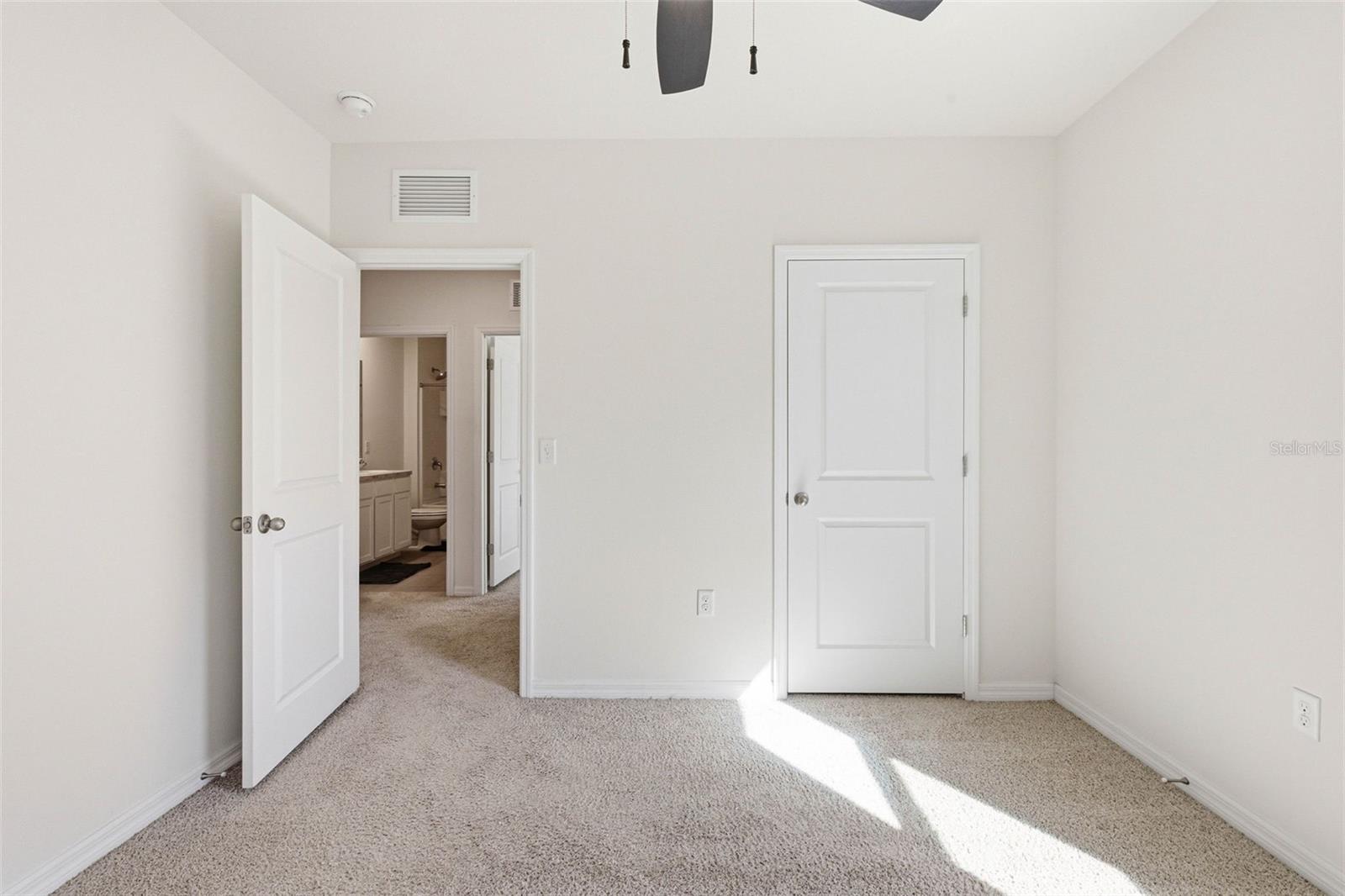 12403 PAGODA PL, TAMPA, FL, 33637