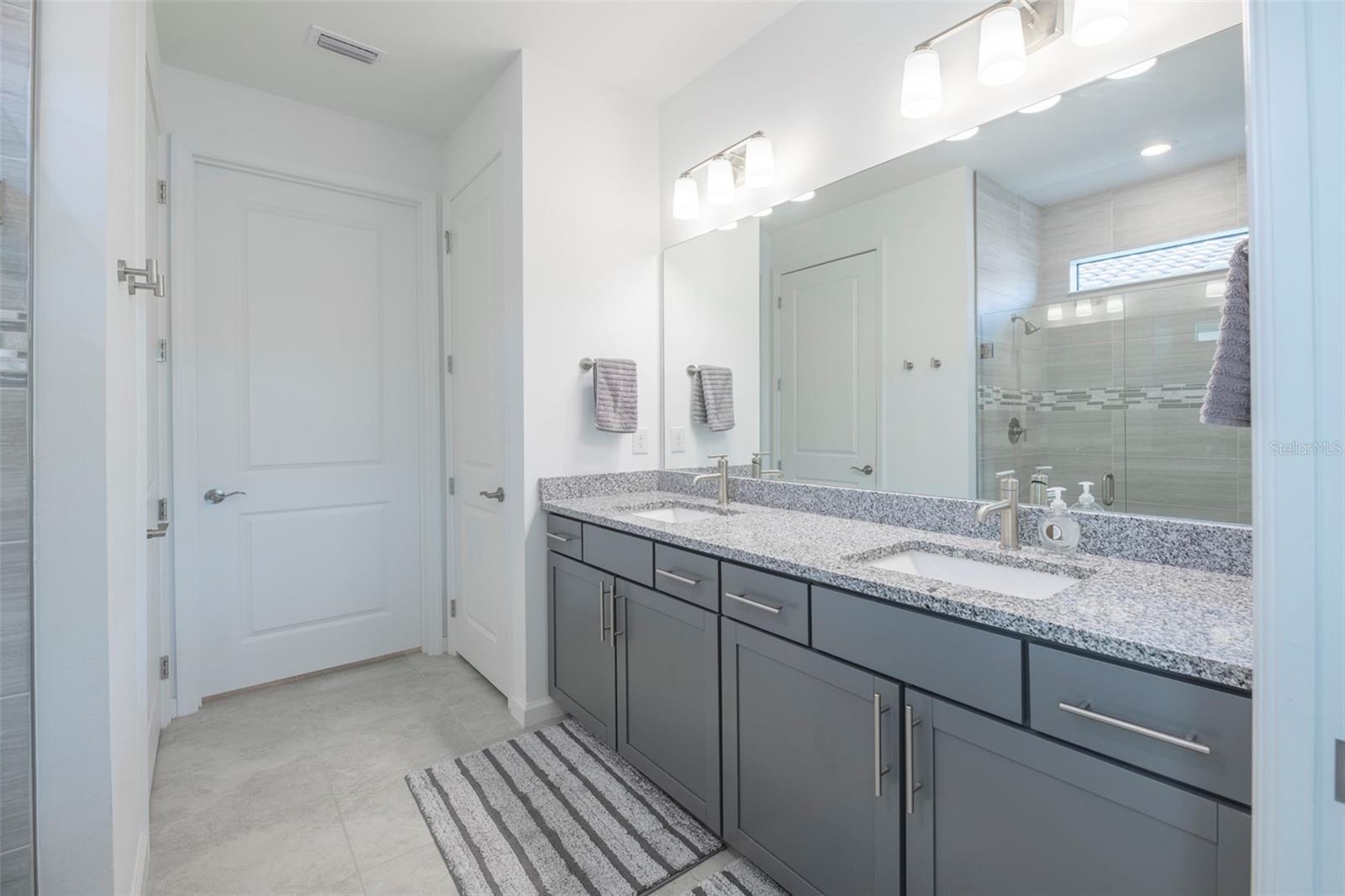 6252 WINDING PINE DR, NOKOMIS, FL, 34275