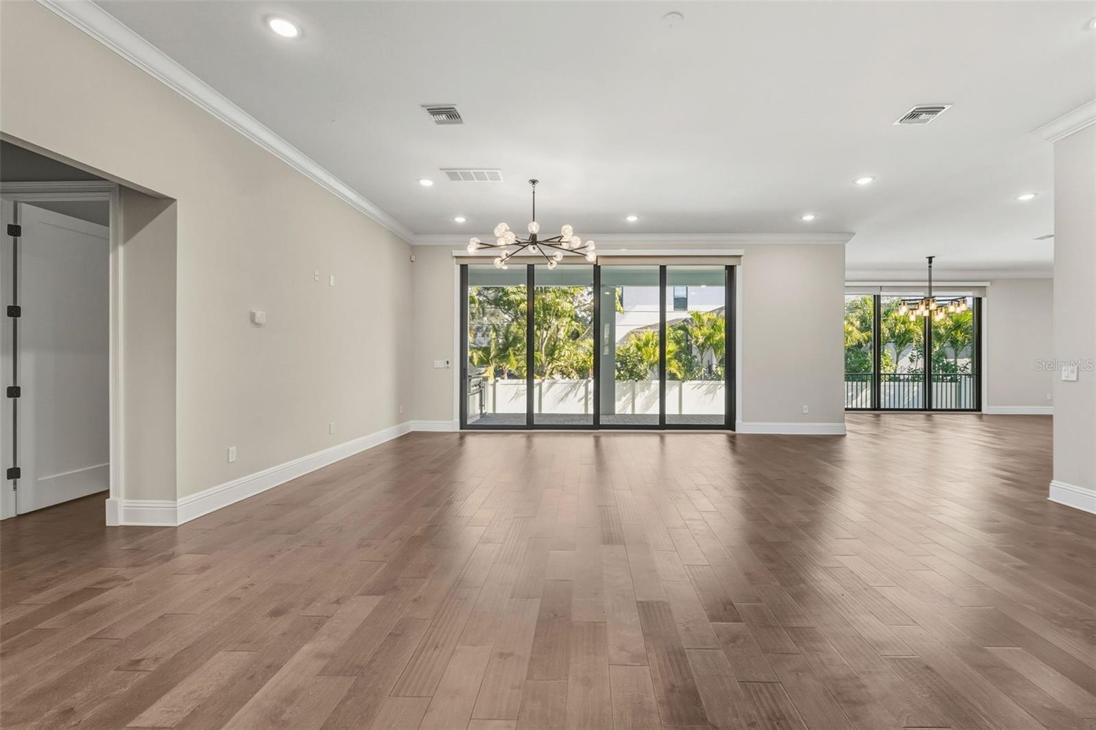 TB8466754 Property Photo